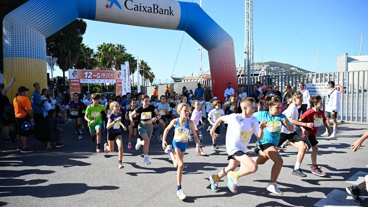 Carrera solidaria APNEEF y Santa Eulària Ibiza Kids Run CaixaBank (3)