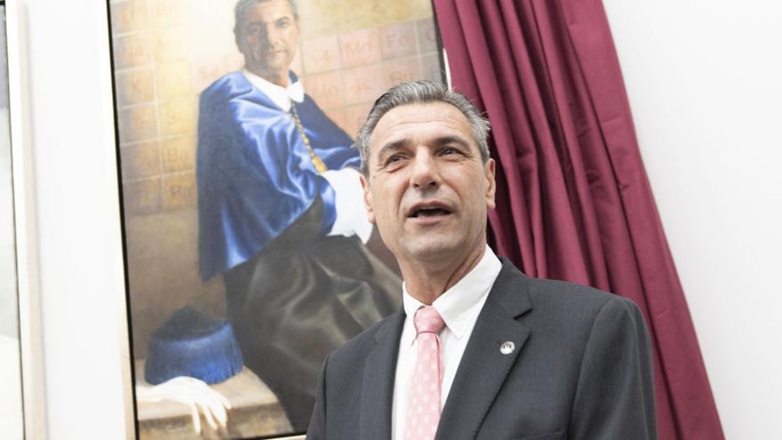 Francisco Guillermo Díaz Baños toma posesión como decano de la Facultad de Química de la Universidad de Murcia