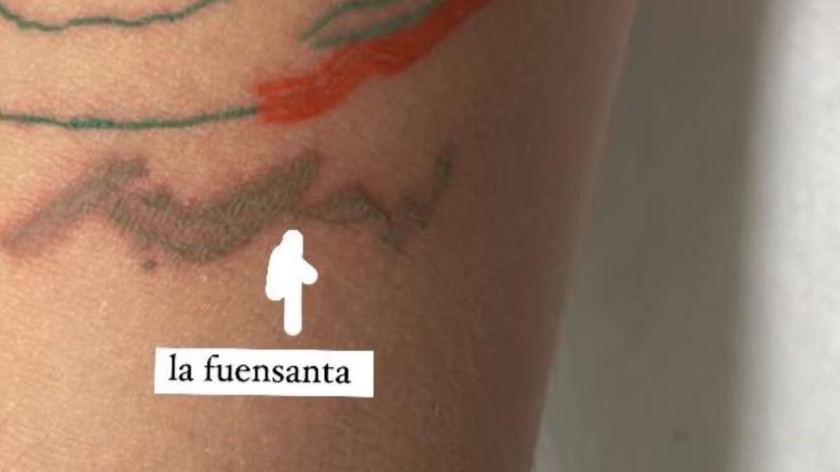 Decide tatuarse un mapa de Murcia y el resultado se hace viral de niño pequeño