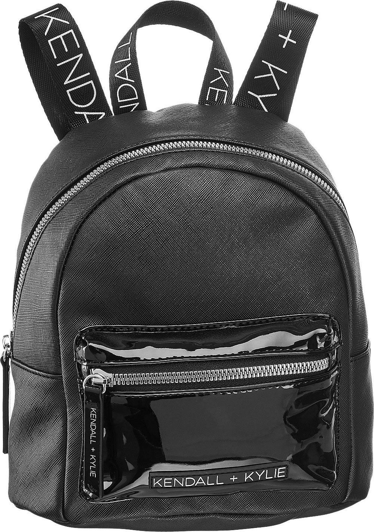 Mochila con bolsillo de charol Kendall + Kylie para Deichmann (Precio: 24,90 euros) Mochila con bolsillo de charol Kendall + Kylie para Deichmann (Precio: 24,90 euros)
