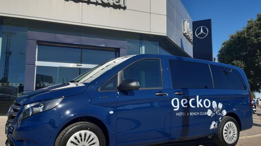 Autovidal entrega la primera Mercedes-Benz e-Vito a Gecko Hotel.