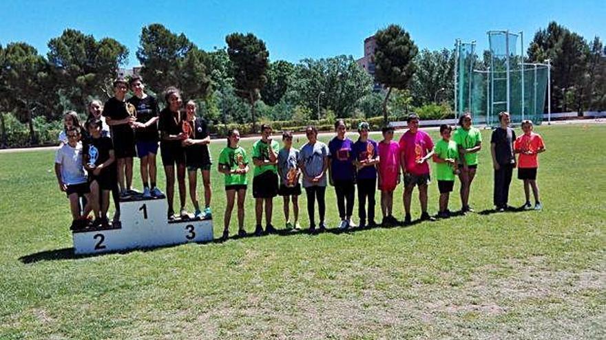 Els vencedors de totes les categoria, en la foto conjunta al podi