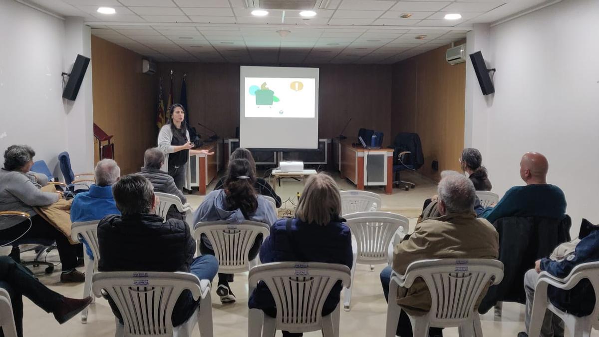 Presentación de los resultados de la encuesta sobre la gestión de residuos en Foios.