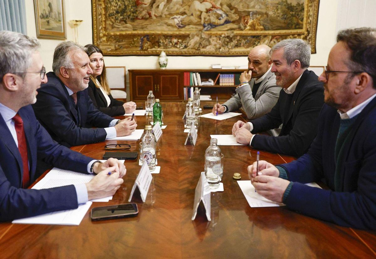 El Govern i les Canàries tenen 10 dies per tancar la fórmula del repartiment de menors El Govern i les Canàries tenen 10 dies per tancar la fórmula del repartiment de menors