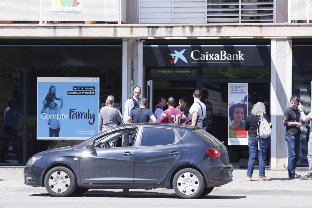 Atracament en una sucursal bancària a la Devesa.