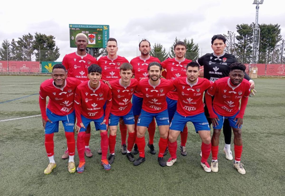 Once inicial del CD Benavente, este domingo en Salamanca. | CEDIDA