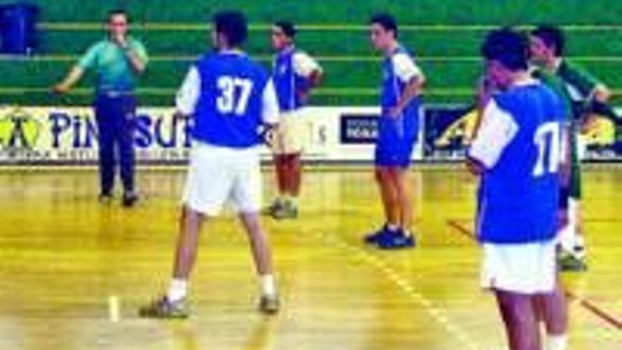 El Tierra de Barros empata con el Grupo Colazo en la Supercopa