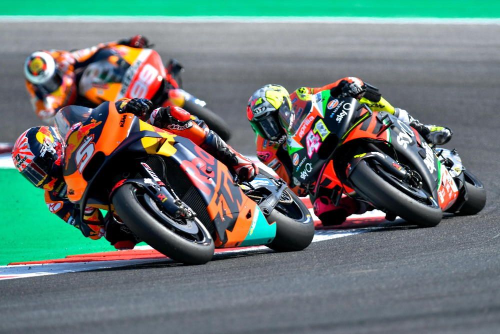 Marc Márquez impone su ley en Misano