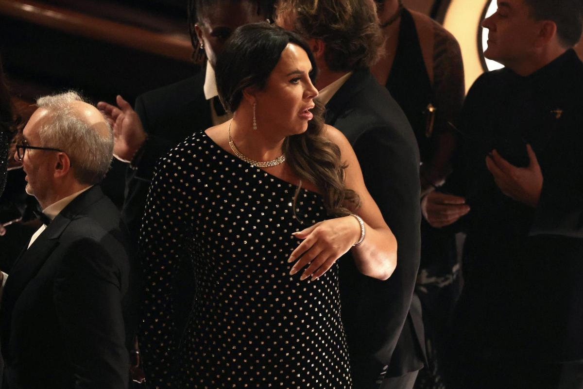 Así ha sido la noche de Karla Sofía en los Oscar: evita la alfombra roja y  no gana ningún premio por 'Emilia Pérez'