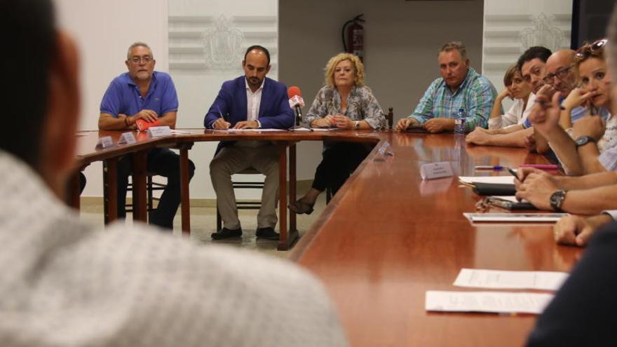 Imagen de la reunión celebrada en la sede de la UNDEF en Cocentaina