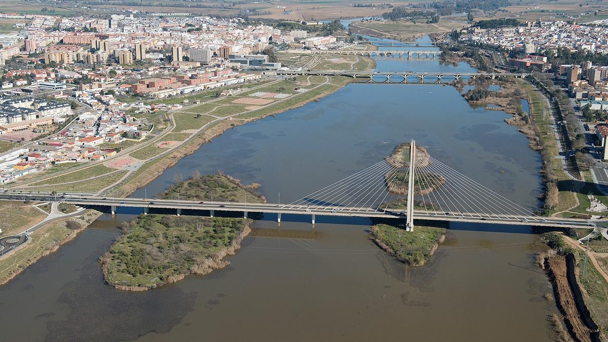 Ejemplo de actuación de los ICCP en el campo del urbanismo y la ordenación del territorio: Ordenación de las márgenes del río Guadiana a su paso por Badajoz