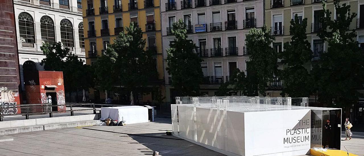 El Museo del Plástico, instalado frente al Museo Reina Sofía, en Madrid.