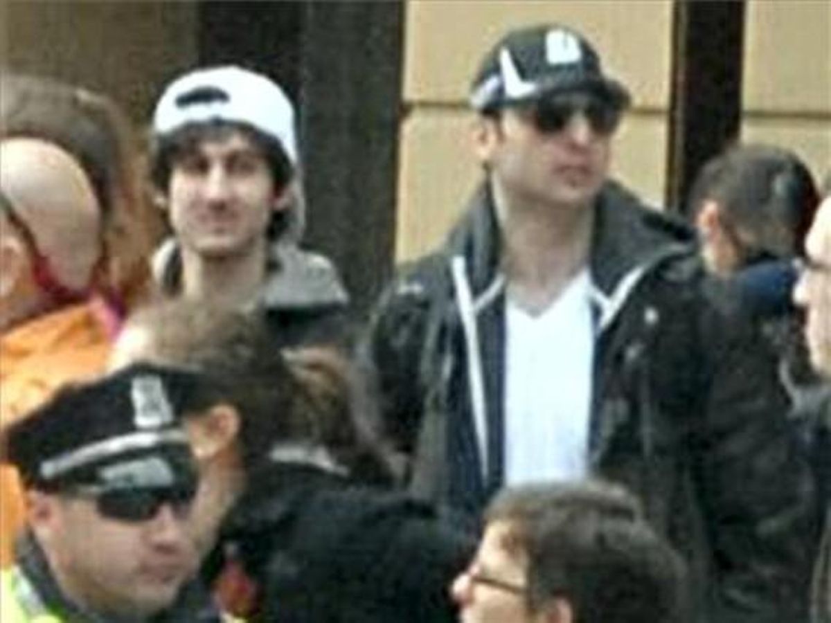 Imatge de els dos sospitosos difosa per l’FBI.