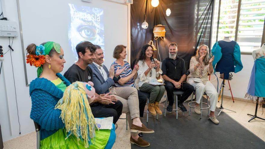 Varios artistas participaron en la presentación, en la Escola d’Art de Eivissa. | FIF