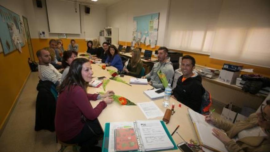 Elección del plurilingüismo por el Consejo Escolar en uno de los colegios de Alicante.