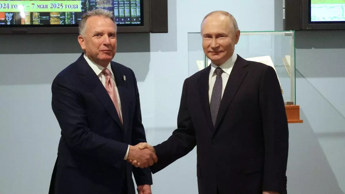El enviado de Trump negocia con Putin la "normalización de las relaciones" con Rusia y "la paz" en Ucrania