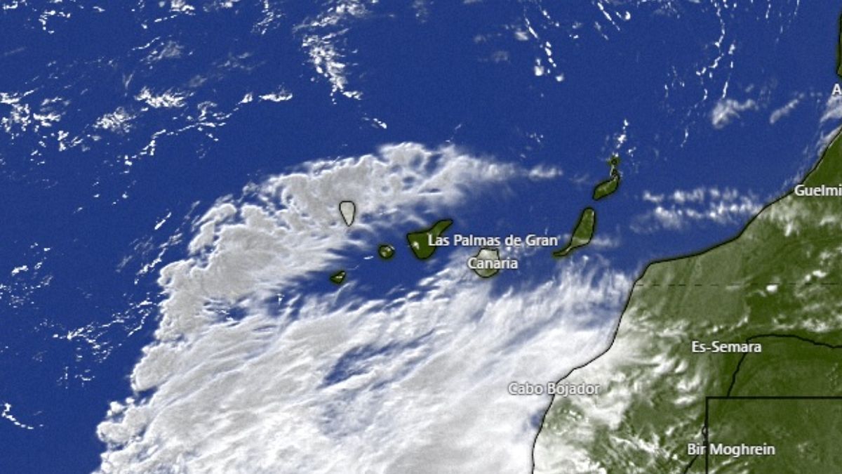 El ciclón tropical 'Ten' que se aproxima a Canarias.