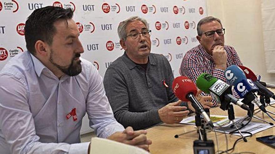 Jerónimo Cantuche explica la propuesta de UGT.