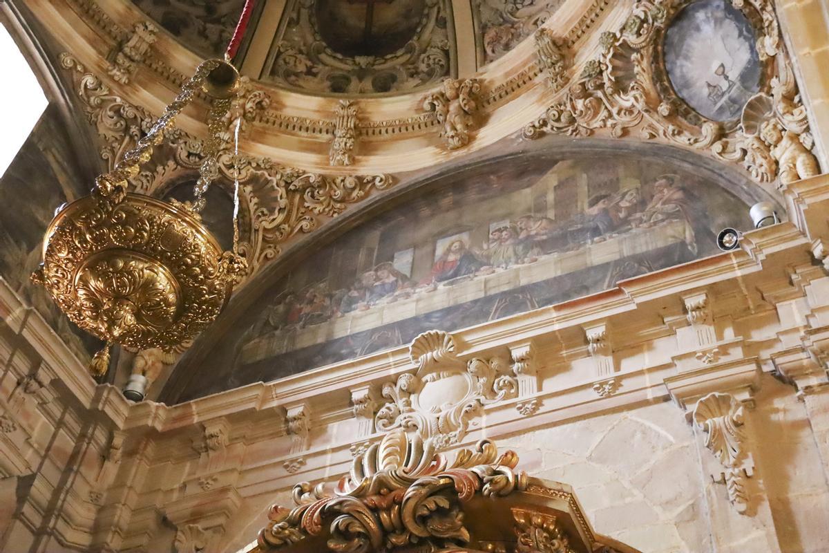 Detalles arquitectónicos del interior de la iglesia de San Andrés en la localidad de Villanueva de Los Infantes