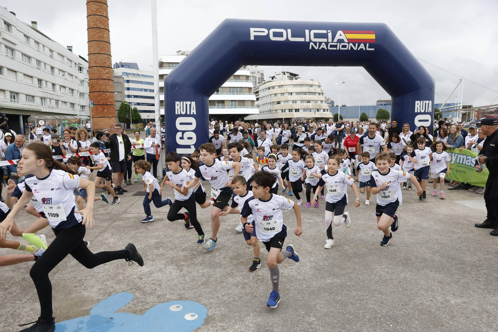En imágenes: Gijón se vuelca con la "Ruta 091" de la Policía Nacional