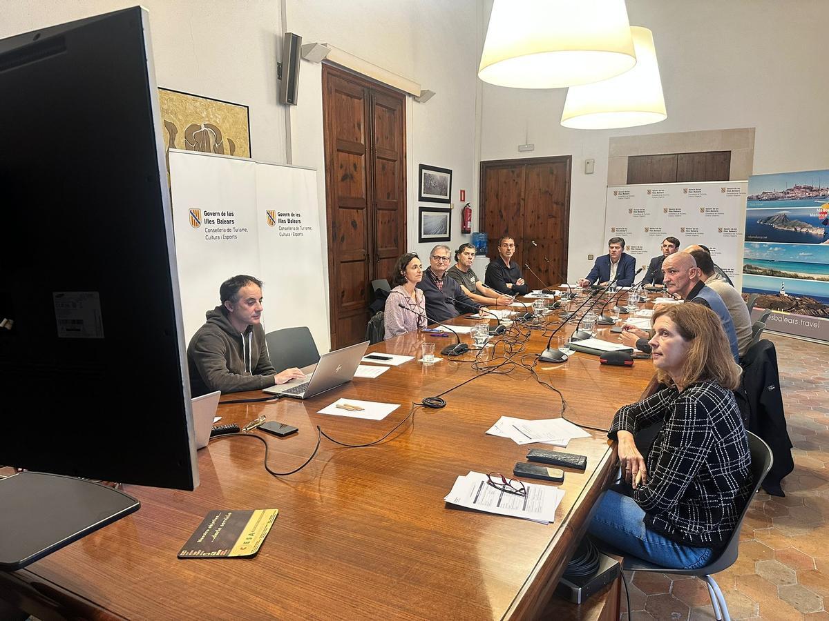 El jurado encargado de escoger a los galardonados.