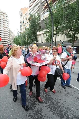 Manifestación de afectados por el cierre de iDenta