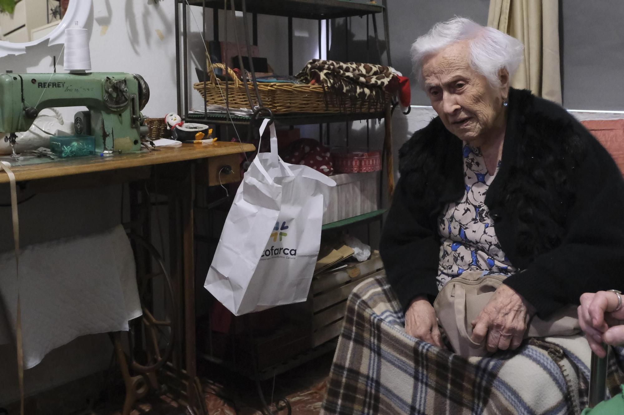 Los  102 años de Antonia Santana