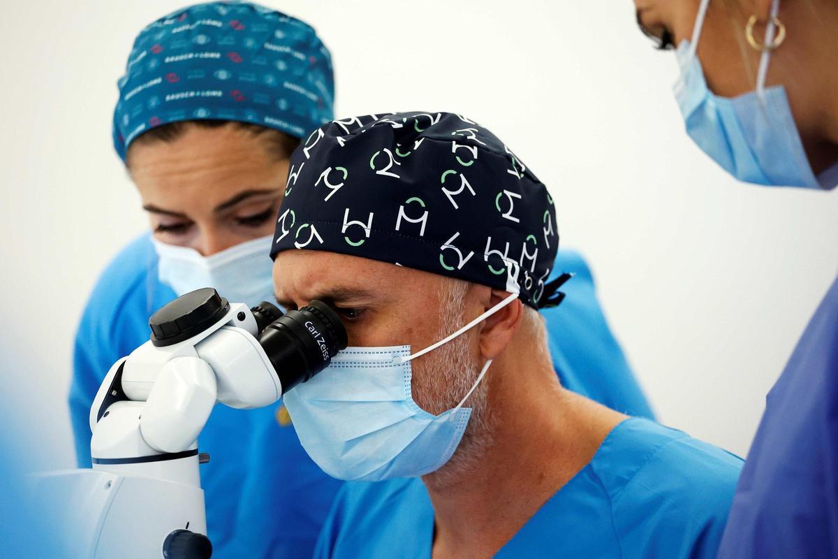 Comodidad y libertad son beneficios destacados por quienes optan tanto por la cirugía del cristalino, para presbicia y catarata, como por la cirugía refractiva.