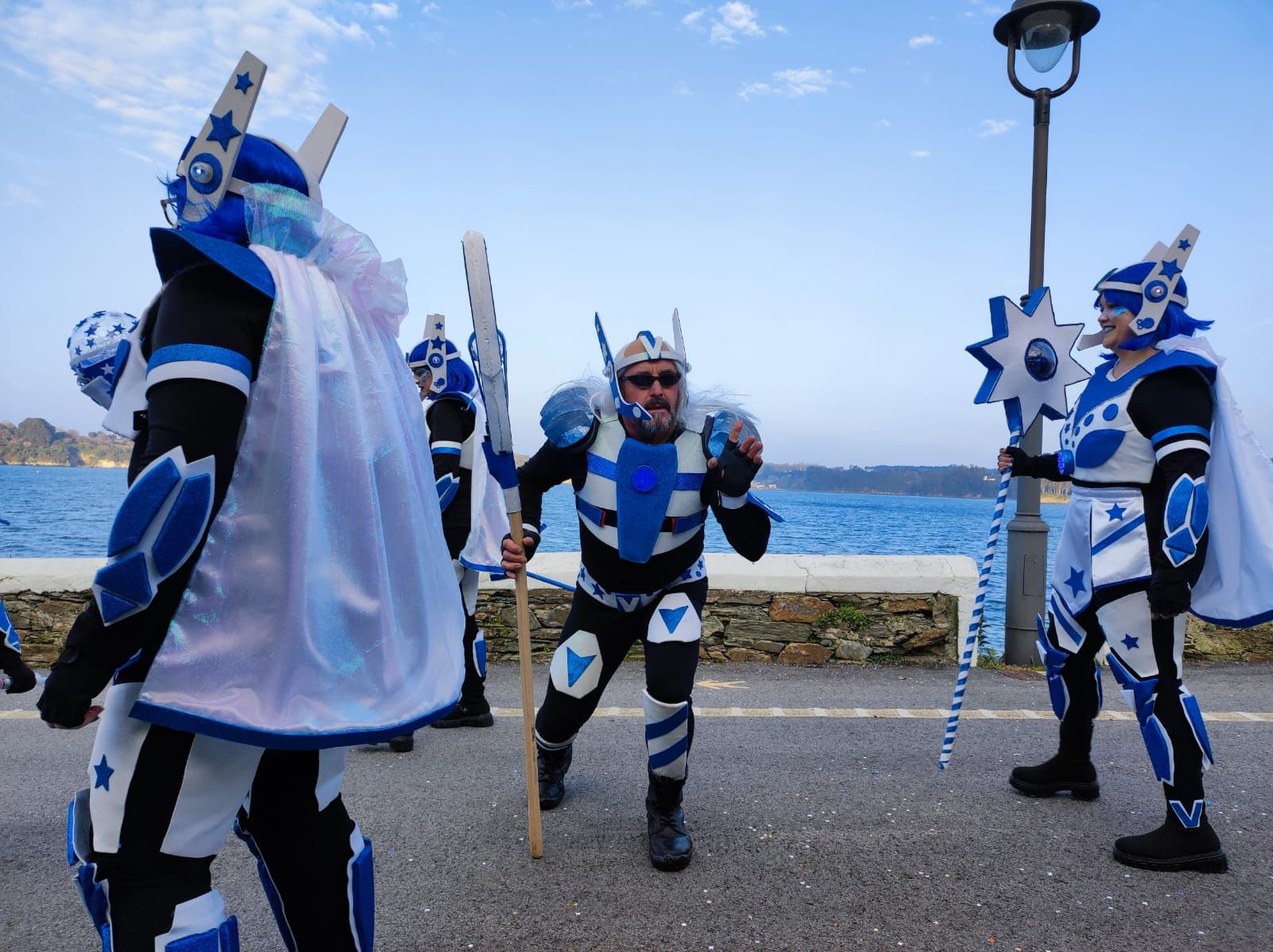 Castropol luce su carnaval, que pone final a la fiesta de las máscaras en el Occidente