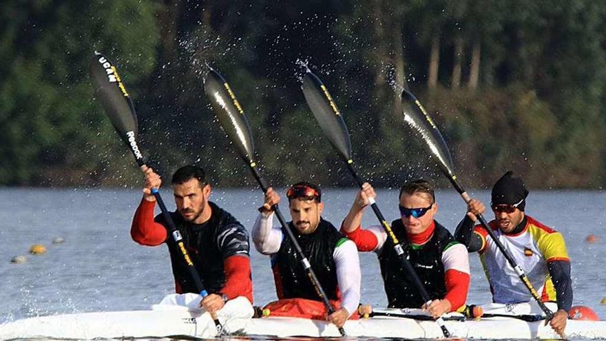 El equipo nacional continúa perfilando el K4 español.