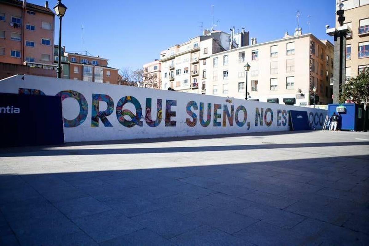 El icónico mural de Boa Mistura de la plaza del Pilar, derribado en 2016.