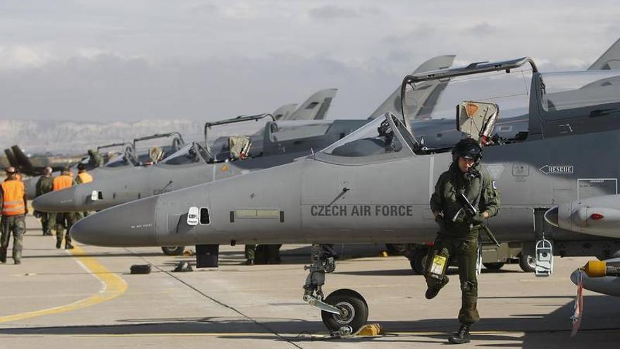 El poderío aéreo de la OTAN se exhibe en la base zaragozana