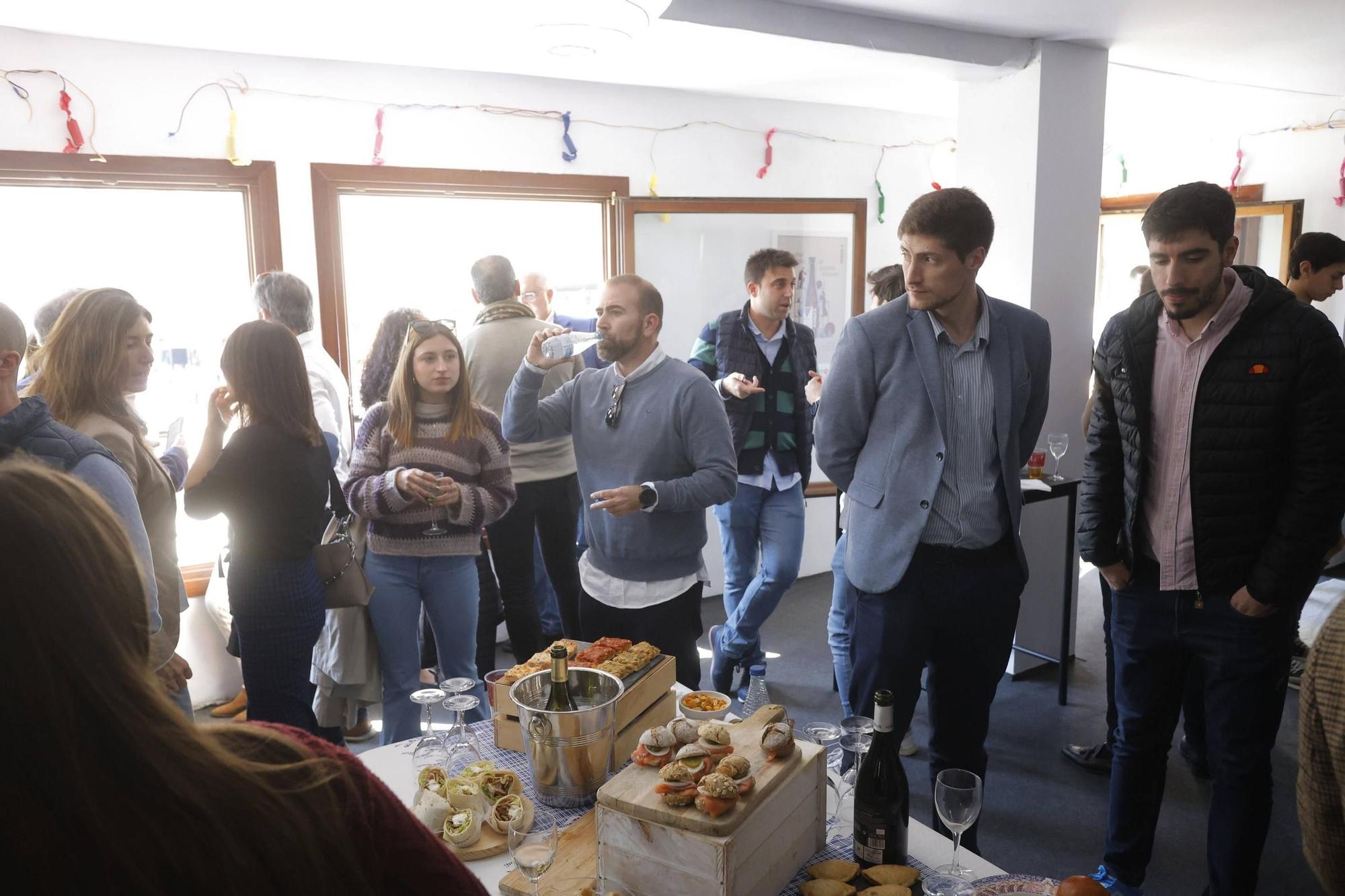 Balcón Fallero de SUPER: La primera mascletà reunió a la familia del deporte valenciano