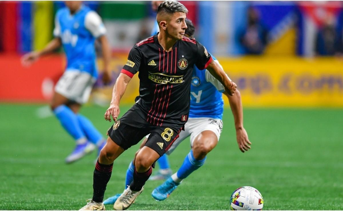 Thiago Almada, elegido mejor fichaje del año en la MLS