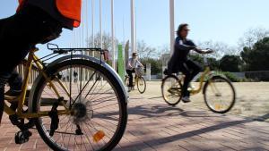 Ciclistas en vías urbanas