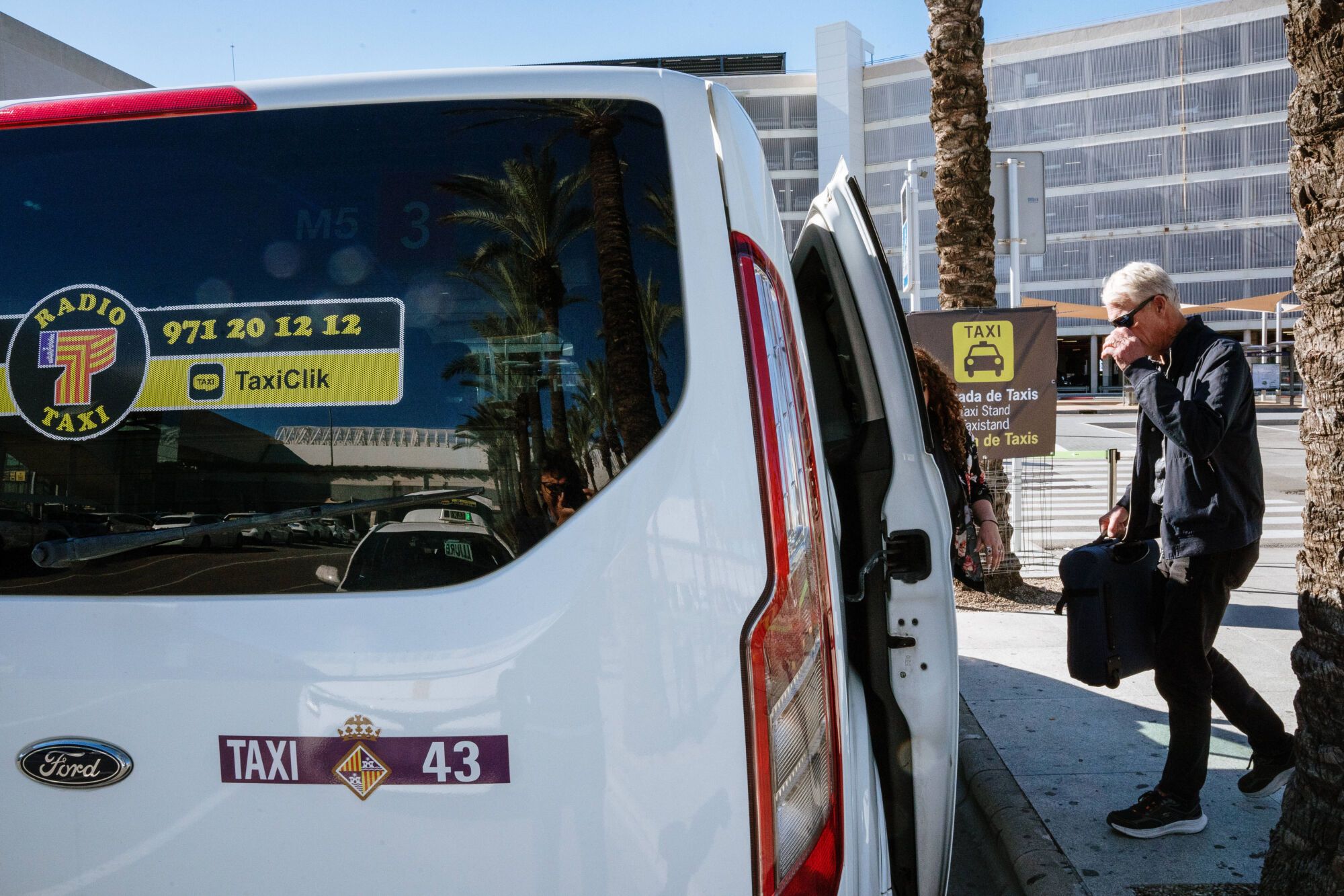 Taxis aeropuerto de Palma Son Sant Joan - Nueva parada de taxis - Obras aeropuerto
