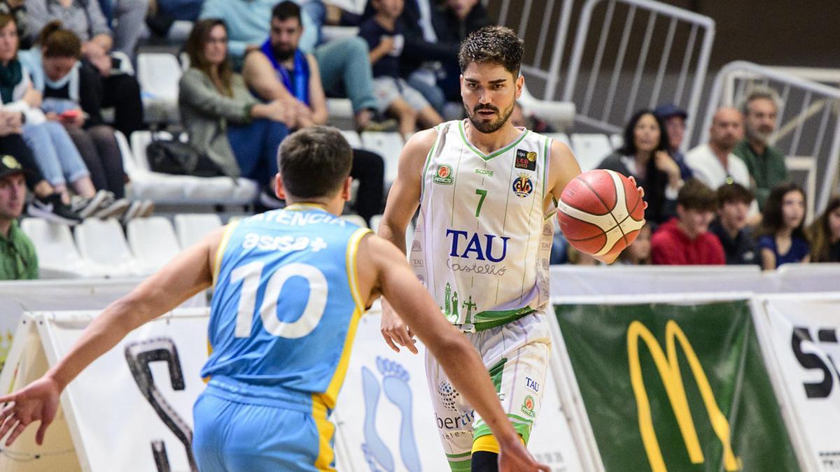Alvarado, autor del triple decisivo en el último segundo.