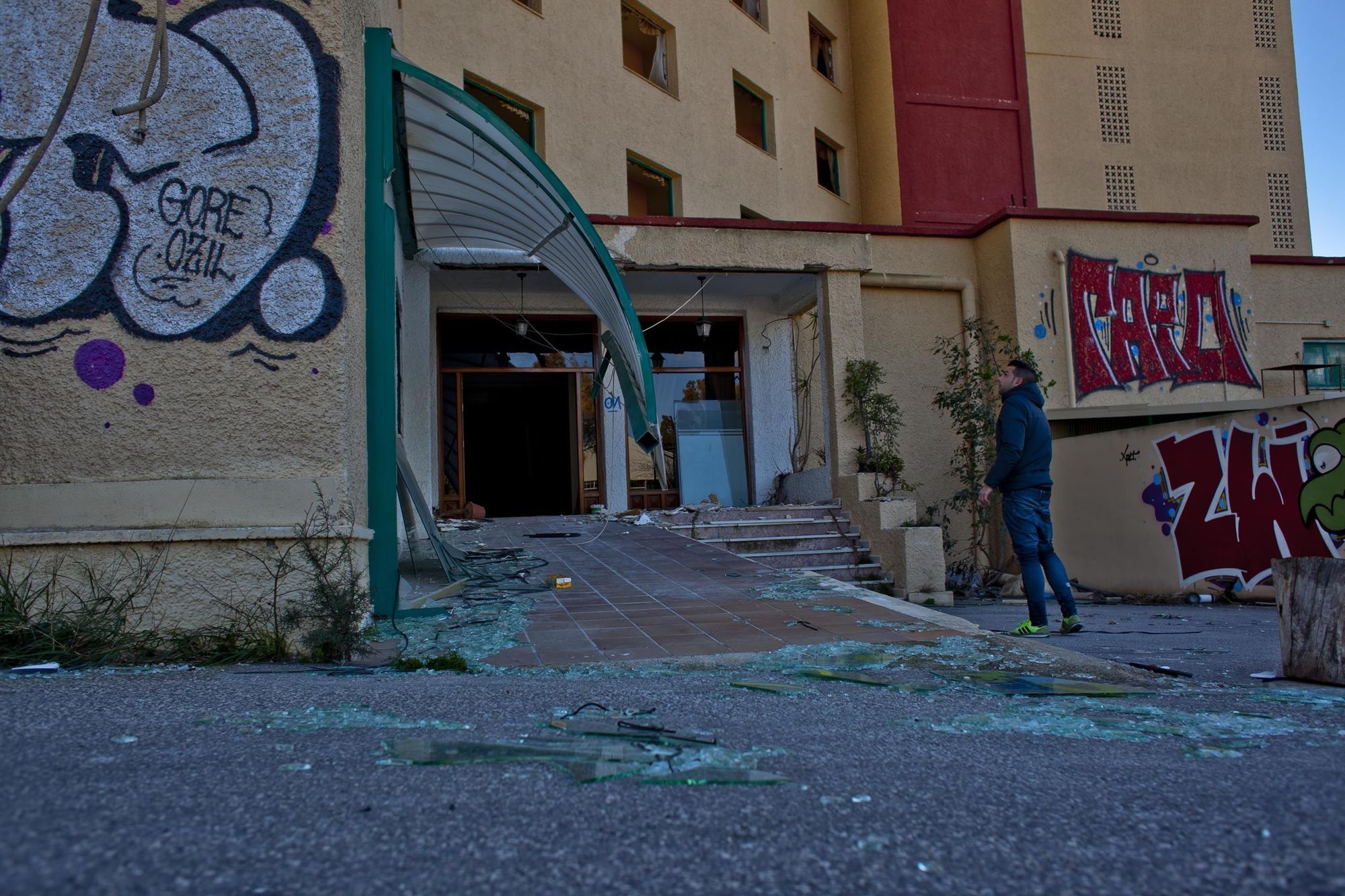 El hotel Rocas Blancas en los años 1998, 2014 y 2019