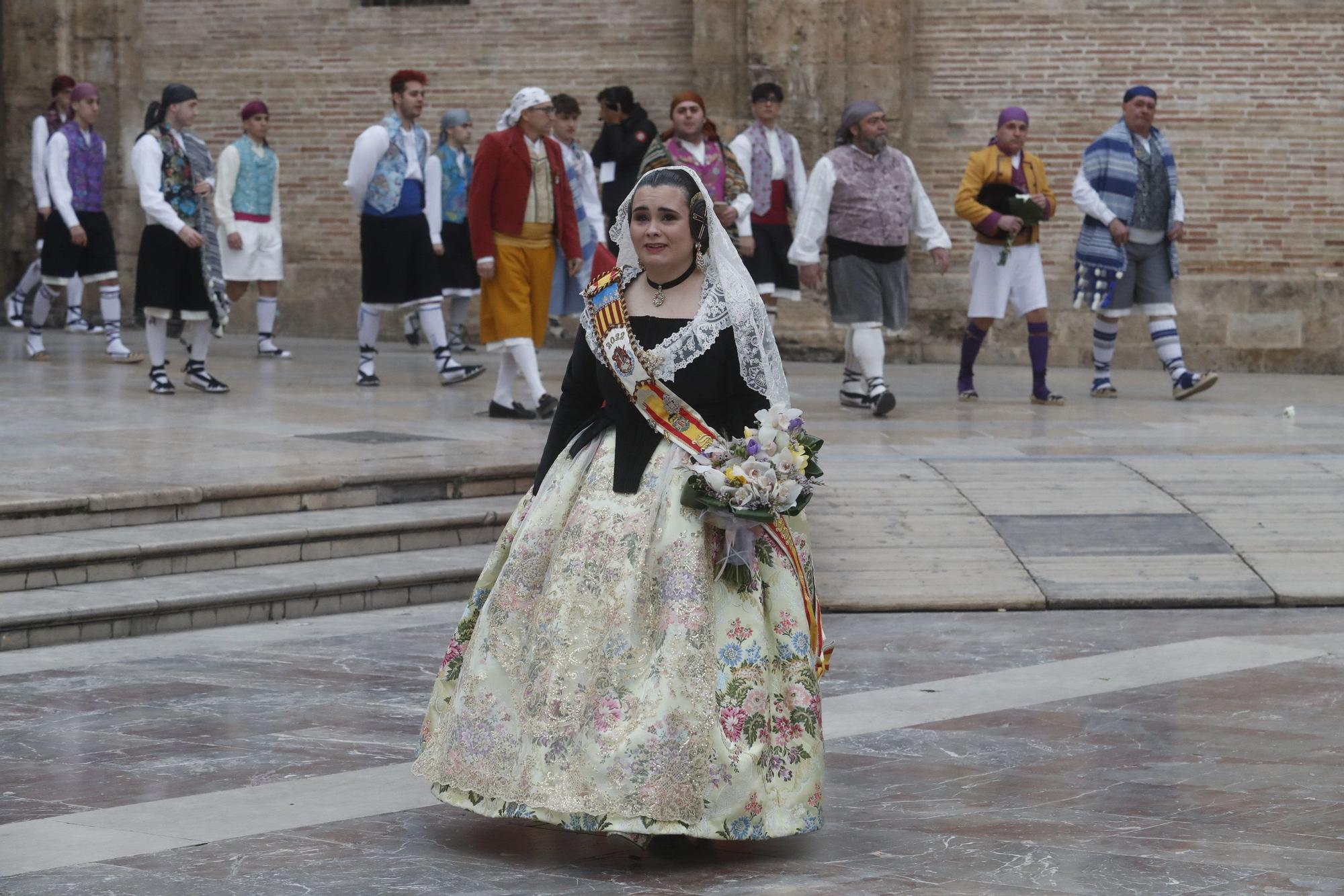 Búscate en el segundo día de ofrenda por la calle de la Paz (entre las 17:00 a las 18:00 horas)