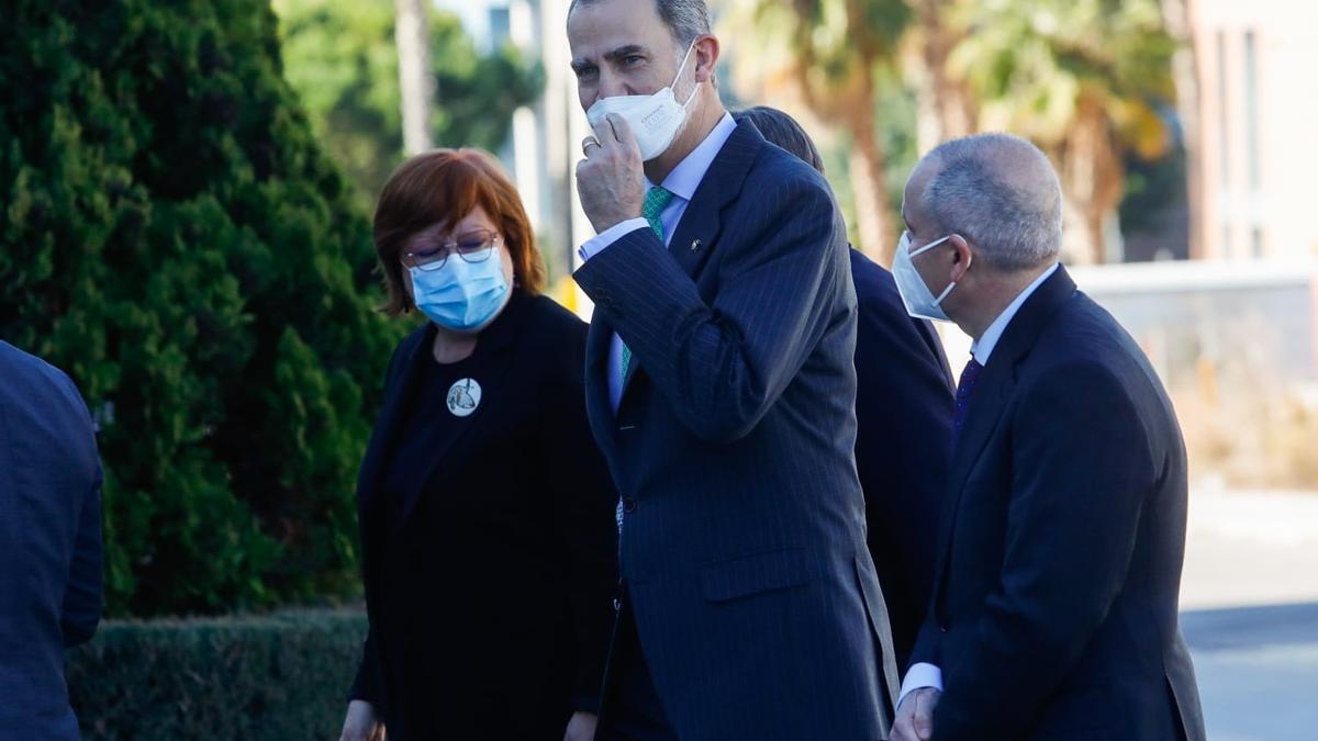 Felipe VI, a su llegada a las instalaciones de Paterna