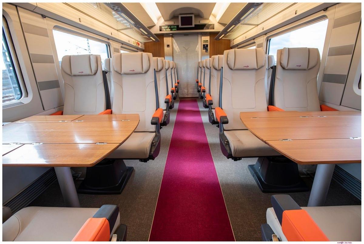 Interior trenes Avlo