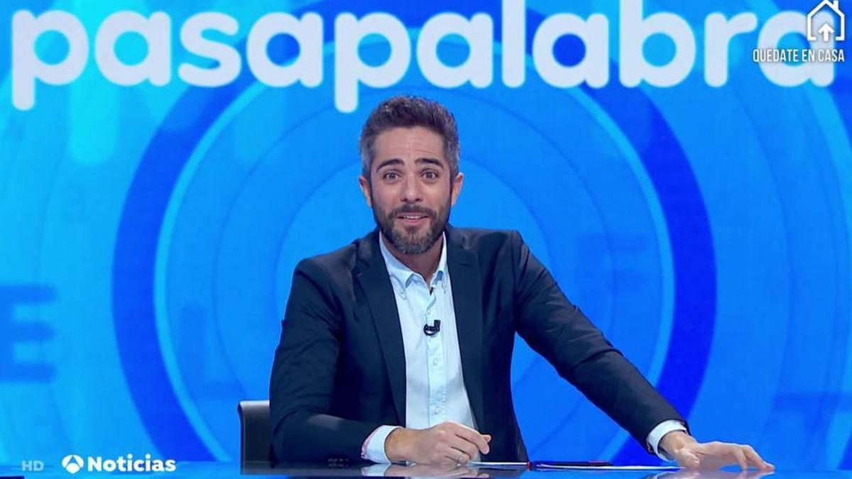 Roberto Leal presenta Pasapalabra, el concurso más visto de la televisión española en la actualidad.