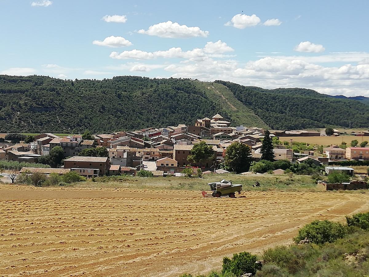 Vista general de Biscarrués.