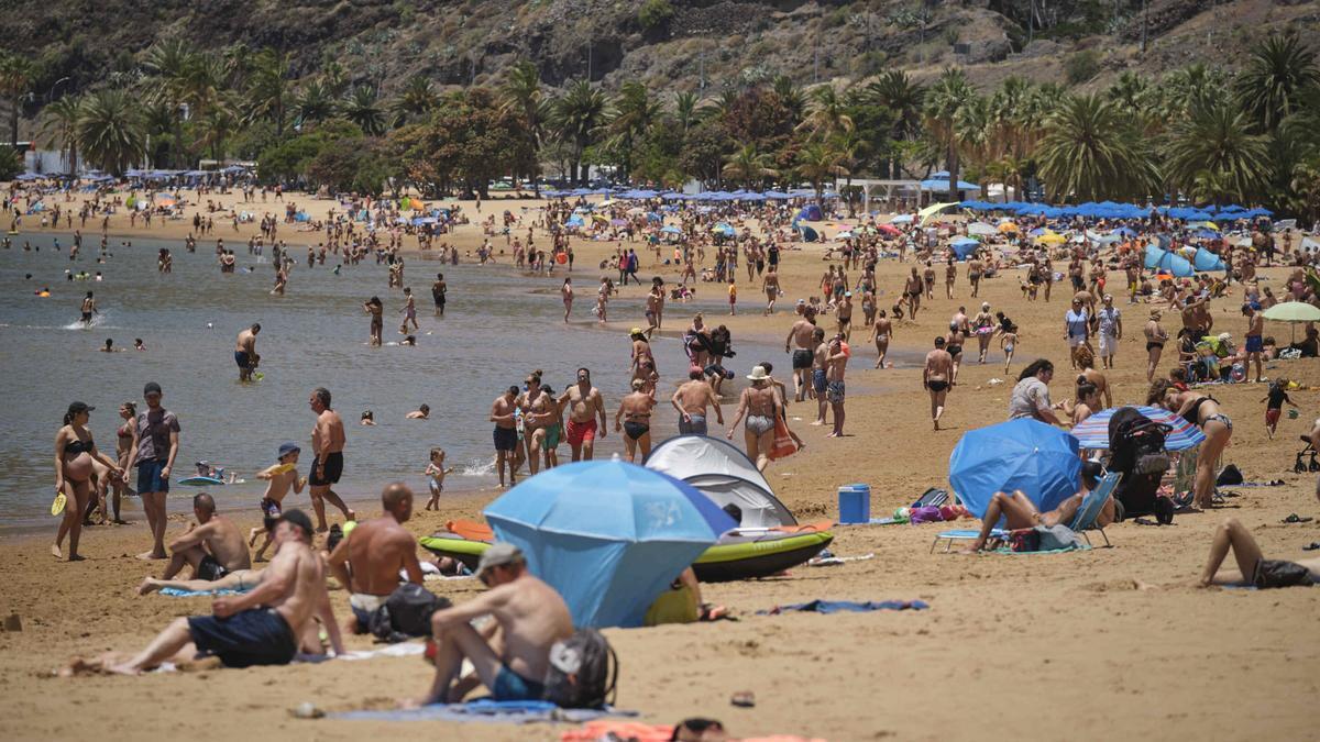 Playa de Las Teresitas.