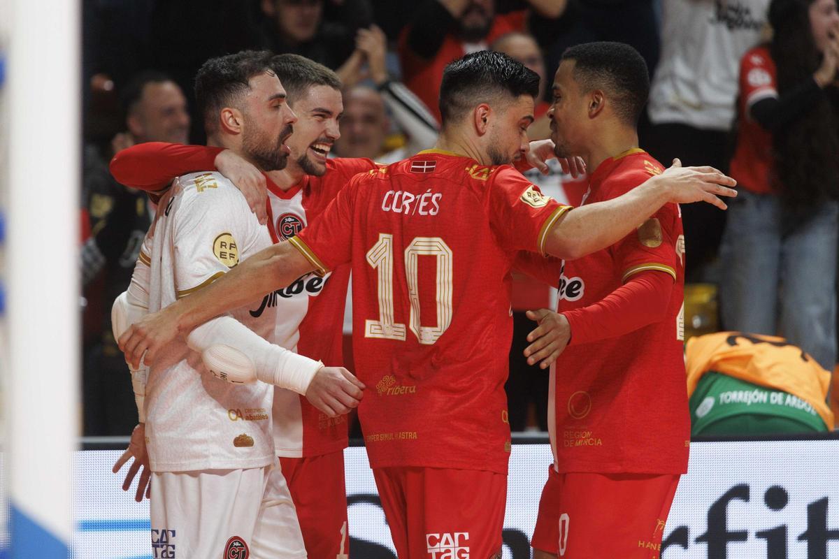 Las mejores imágenes de la victoria del Jimbee Cartagena frente Inter Movistar