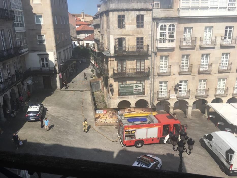 El incendio movilizó a Policía Local y Bomberos // FdV