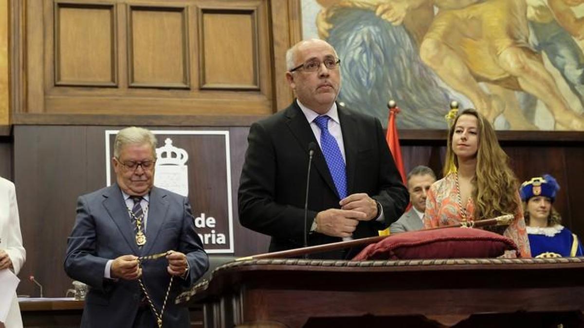 Toma de posesión de Morales como presidente del Cabildo de Gran Canaria