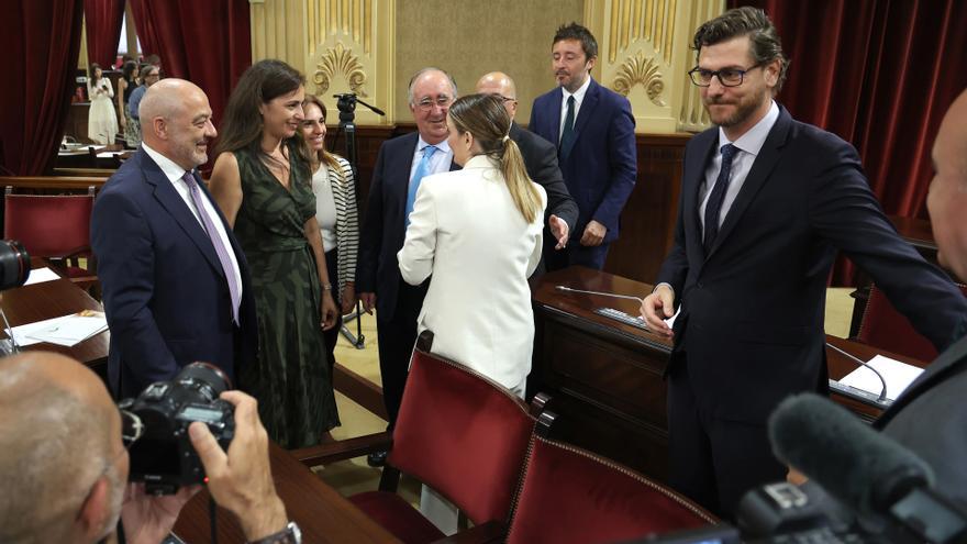 Crisis de Vox en Baleares: El PP atribuye a decisiones internas de Vox la expulsión de Le Senne y De las Heras