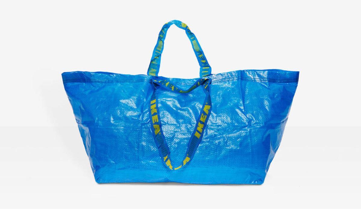 L'autèntica bossa FRAKTA d'Ikea.