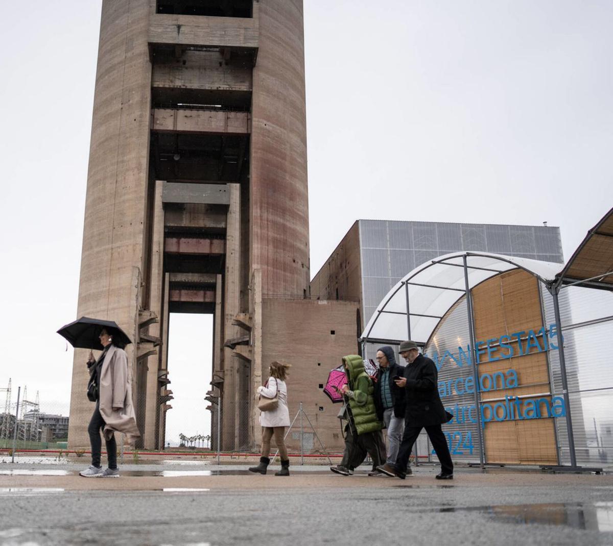 Un carril de circulació travessarà la base de l’antiga tèrmica del Besòs Un carril de circulació travessarà la base de l’antiga tèrmica del Besòs